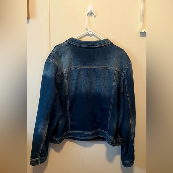 Silver jean jacket size 3X - Picture 2 of 6